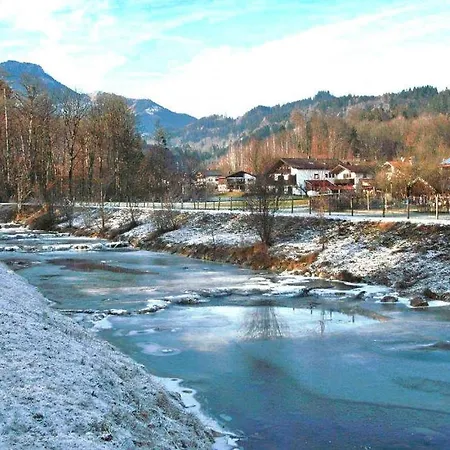 Brunnstein, * Όμπερντορφ